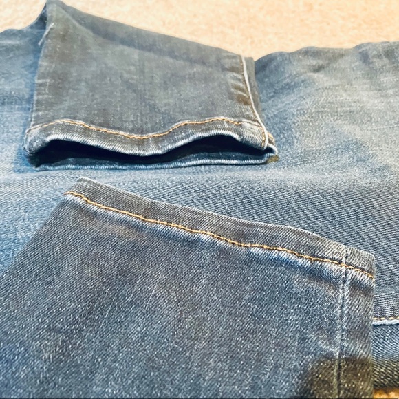 😍Banana Republic Dark Wash Skinny Jeans👖 - Picture 5 of 8